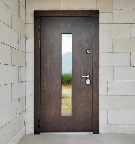 Дверь с узким стеклом Дверь с узким стеклом