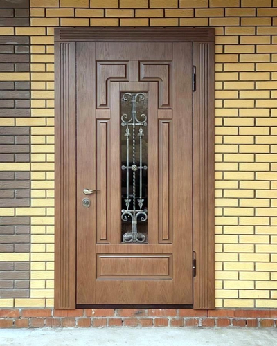 Утепленная дверь с окном Утепленная дверь с окном