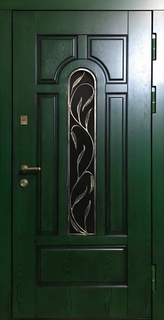 Входная термодверь с кованой решеткой и стеклопакетом (панели МДФ шпон зеленого цвета)