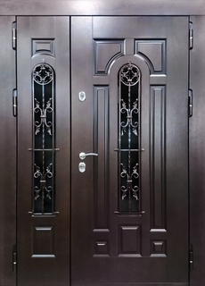 Полуторная стальная термодверь с двумя решетками и стеклами (плиты МДФ шпон) Полуторная стальная термодверь с двумя решетками и стеклами (плиты МДФ шпон)