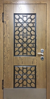 Металлическая термодверь с отбойником и фрезерованными плитами МДФ шпон Металлическая термодверь с отбойником и фрезерованными плитами МДФ шпон