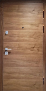 Входная дверь с гладкими панелями МДФ шпон в квартиру Входная дверь с гладкими панелями МДФ шпон в квартиру